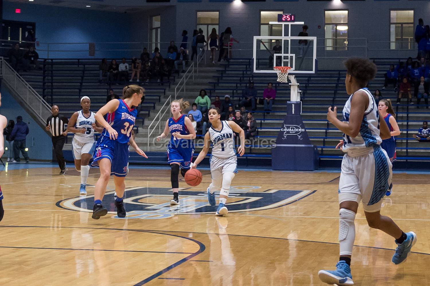 VarLadiesBBvsRiverside 167.jpg